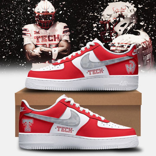 Special New "Cold Front" Patrick Mahomes Uniform New Shoes